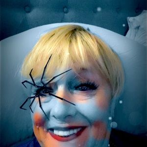 Meet your Posher, Linda